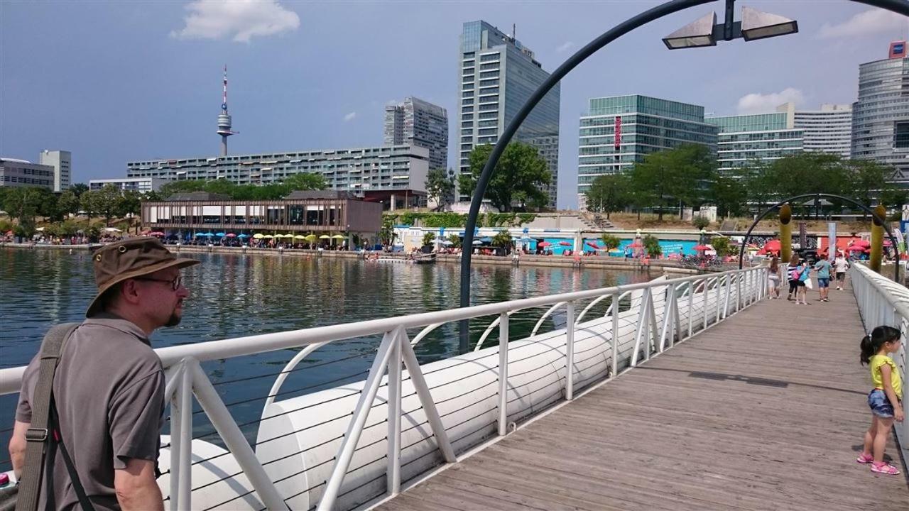 Apartment An Der Donau