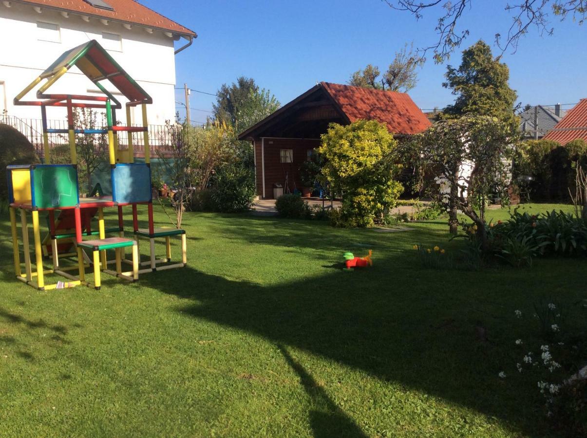 Apartment An Der Donau